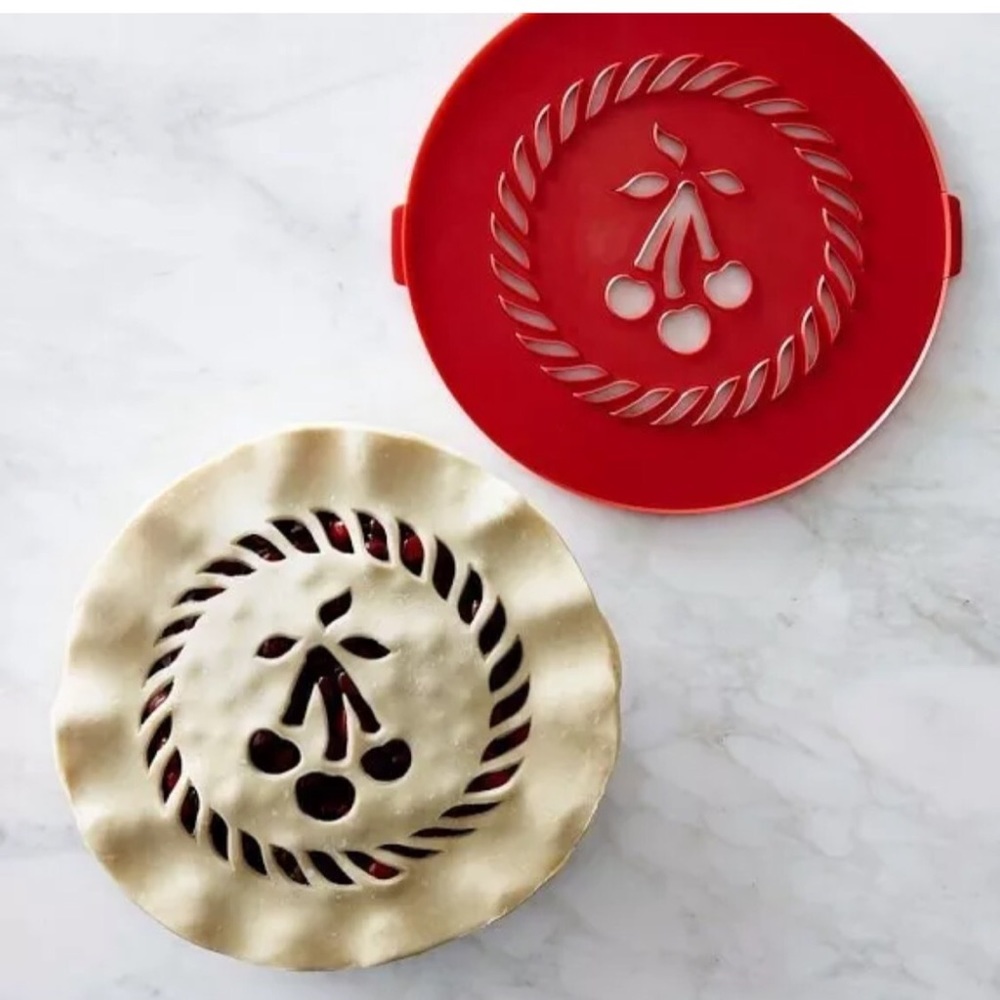 Williams Sonoma Cherry Pie Crust Cutter 12 inch